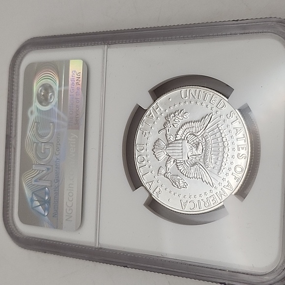 Kennedy Half Dollar SMS 3pc Set 1965-1967 Ms67 NGC - Picture 7 of 8